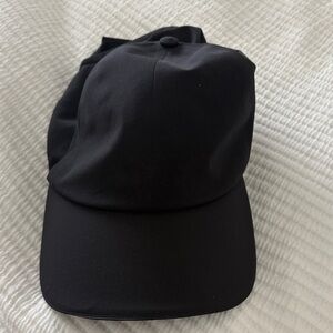 Lululemon Athletica Sleek Black Cap